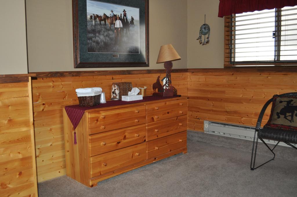 Rocky Ridge Country Lodge Mountain View Room photo